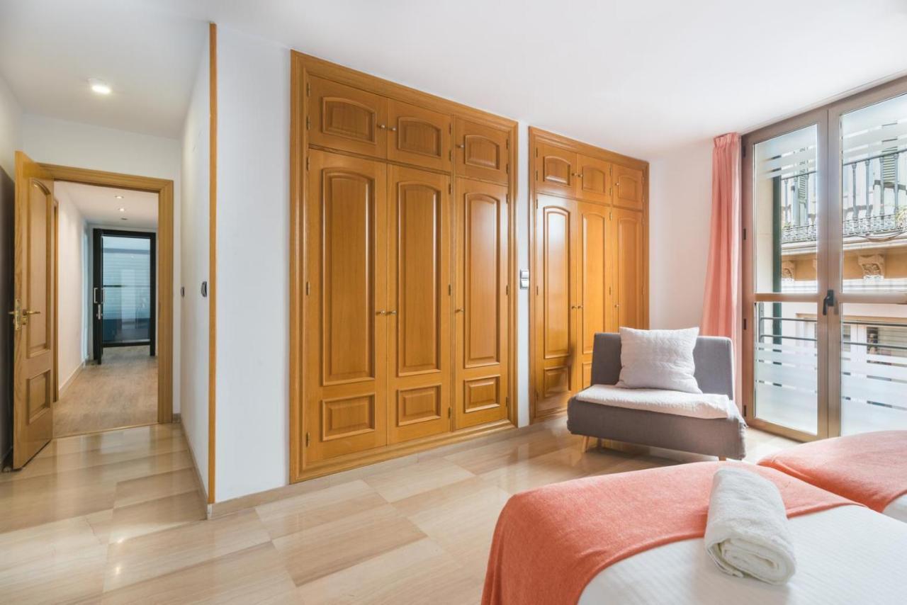 Moderno Calle Larios Apartment