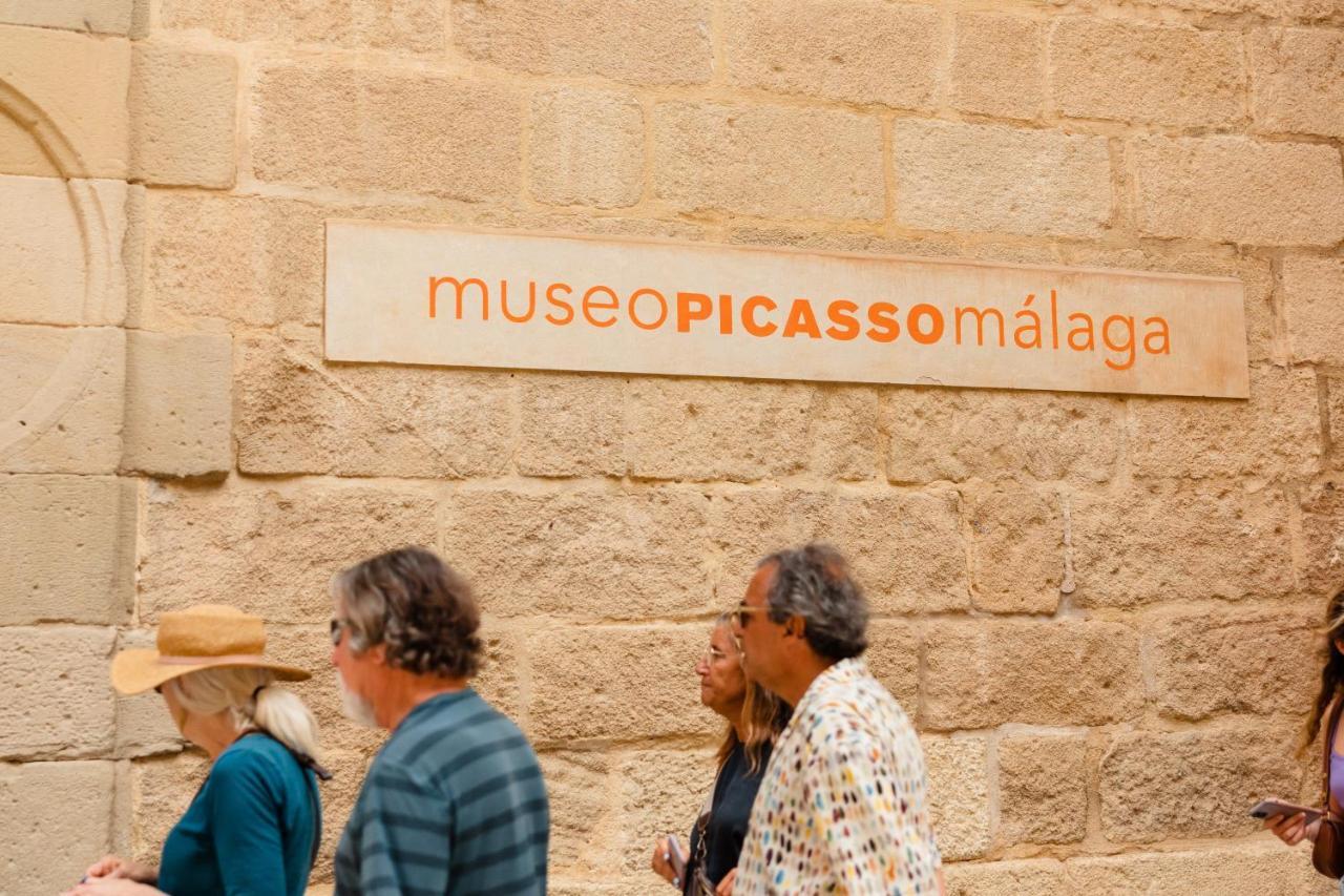 In The Historic Center Of Malaga, Very Close To The And The Ave Train Station, With Private Parking Apartment Malaga