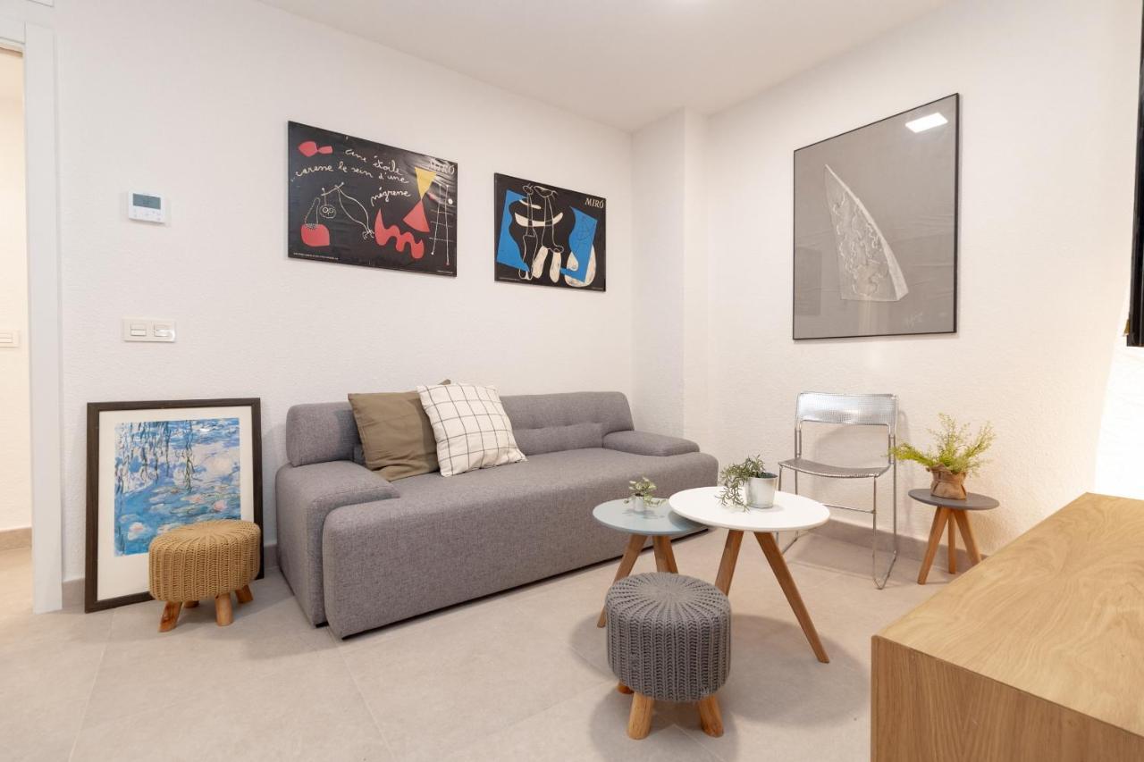 C23 Lovely 4 Bedroom Close To Maria Zambrano Apartment