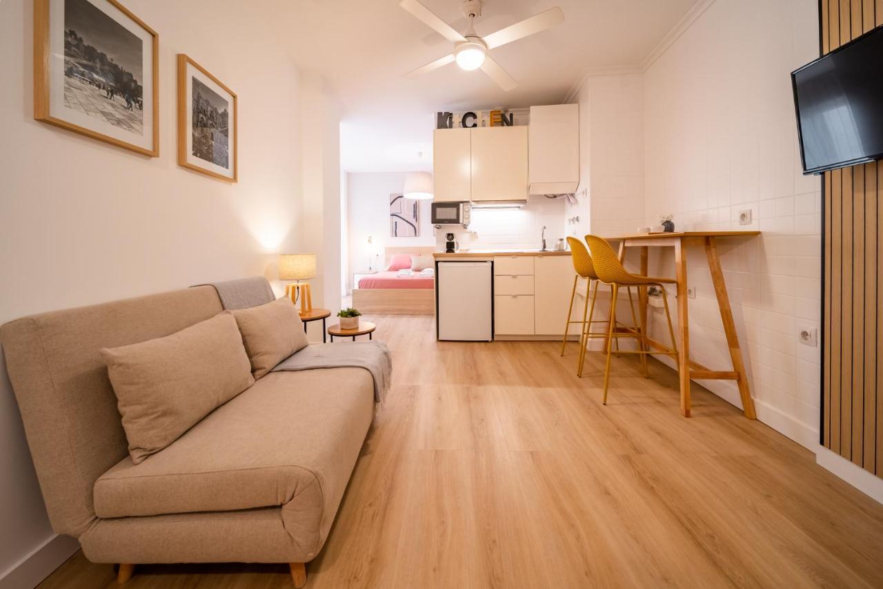 Acogedor Departamento En Centro Histórico Malaga. Apartamento