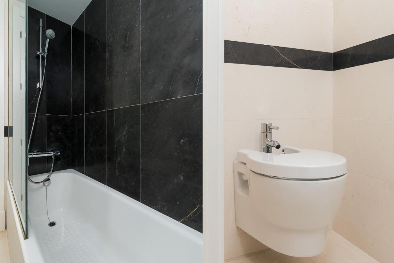 Homes Cathedral Apartment Malaga