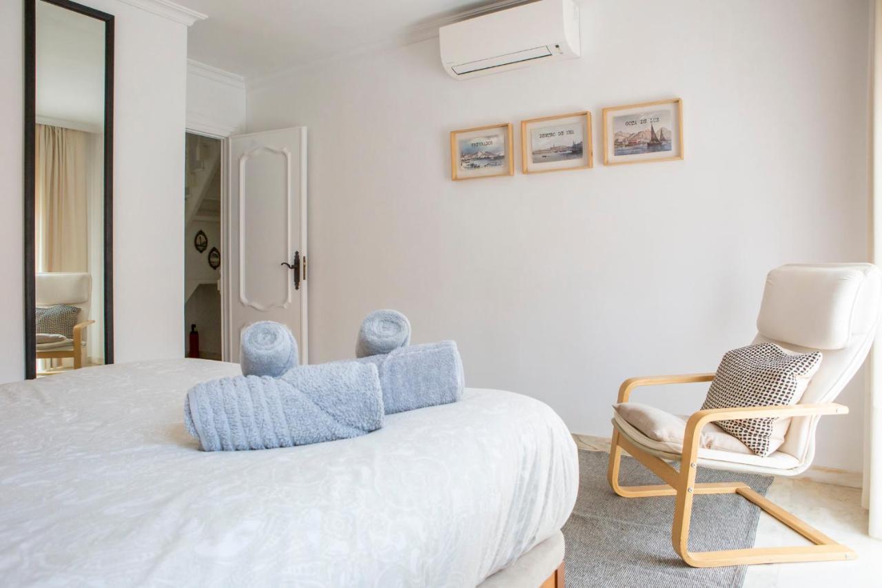 Casa Jardin - Residential Area -free Parking Outdoor- Holiday home Malaga