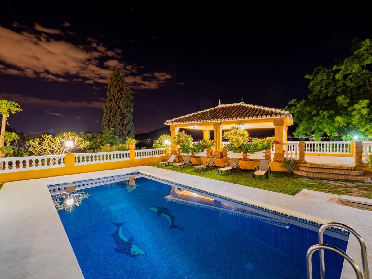 Villa Cubo's Fina & Minigolf Included Málaga