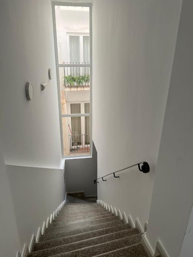 Luxury Duplex Center Apartment *