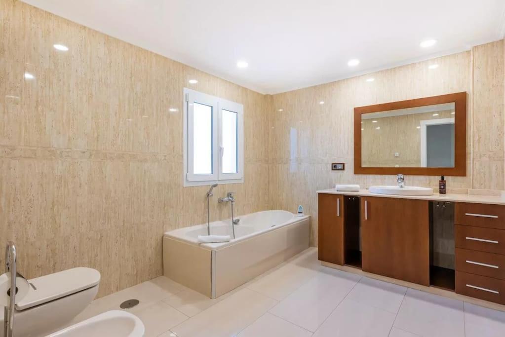 Ohana Luxury With Heated Pool Villa