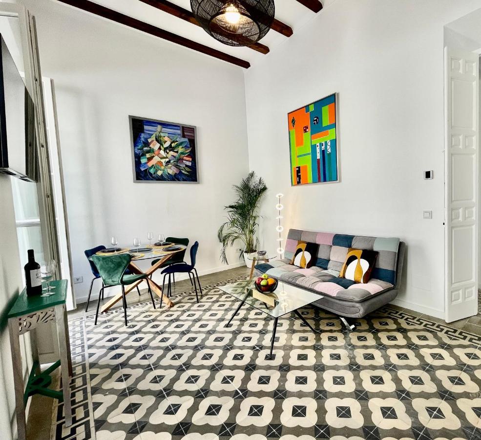 Picasso's Tres Puertas 4 Bedrooms * Malaga