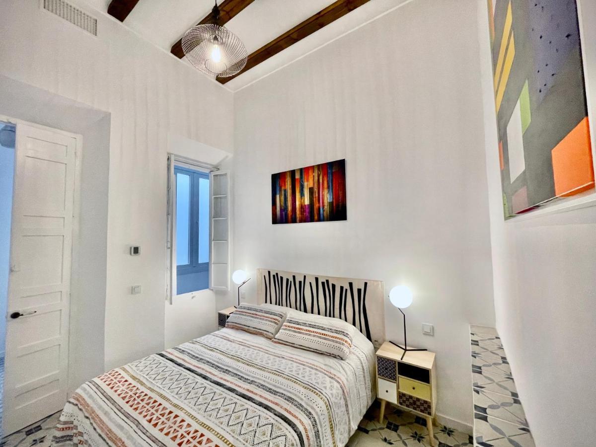 Picasso's Tres Puertas 4 Bedrooms * Malaga