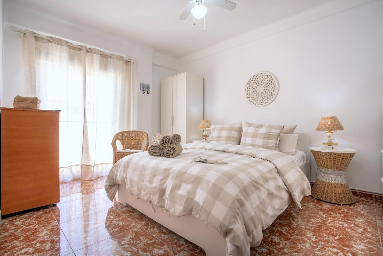 Center And Next To The 3 Bedrooms *