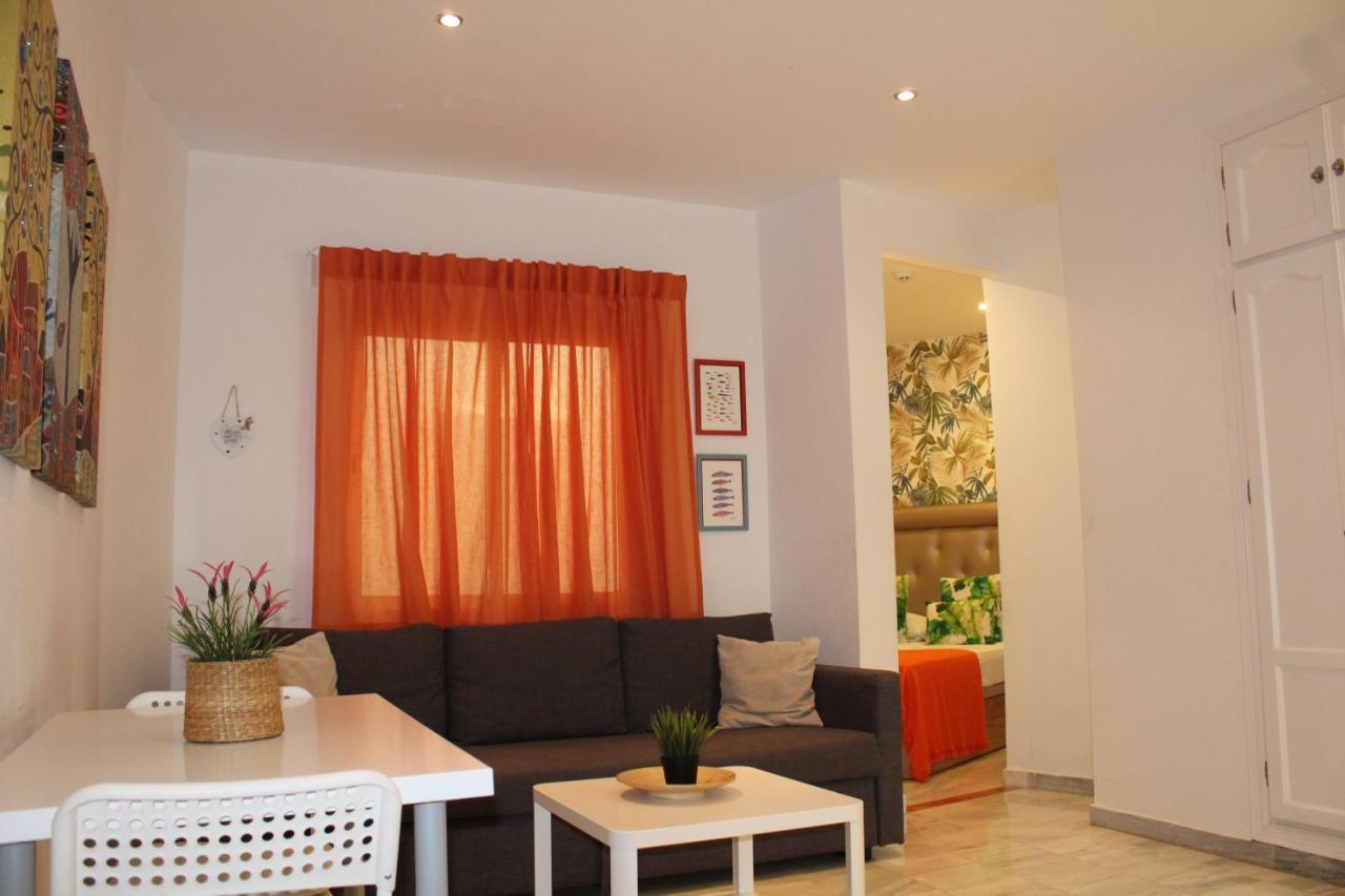 Cinco Bolas 1 Apartment *