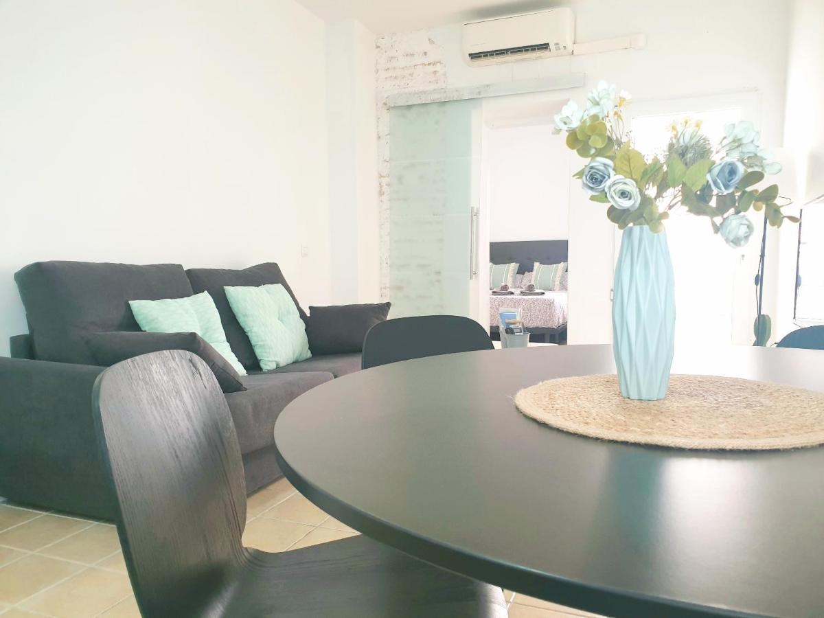 Apartment Economical Homes In Center Malaga