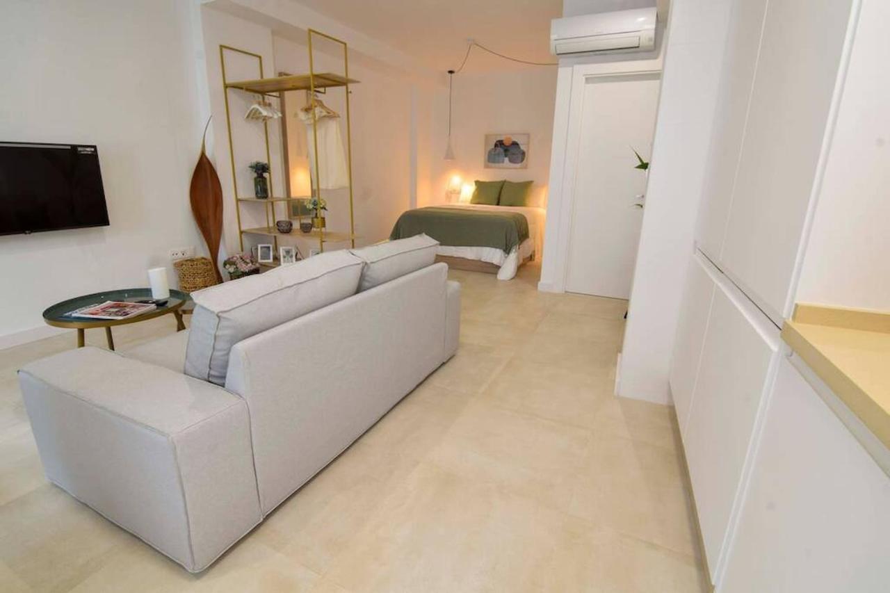 Lovely Studio In Center By Sharingco. Apartment *