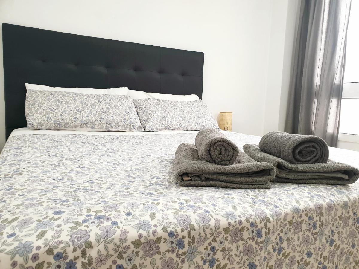 Economical Homes In Center Apartment Malaga