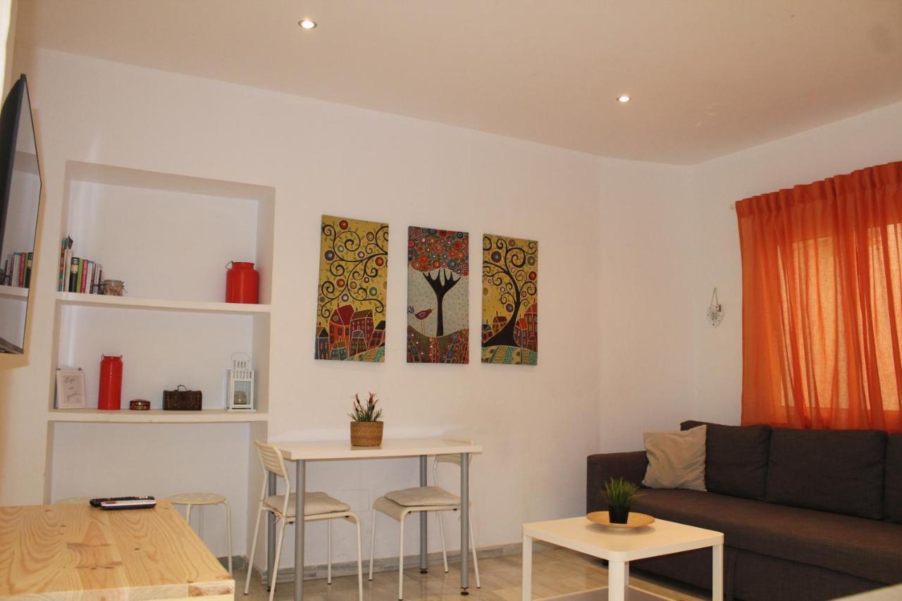 Cinco Bolas 1 Apartment