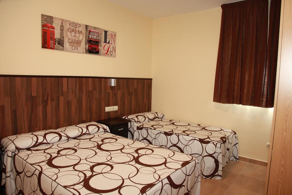 Dona Manuela Gasthuis 2*