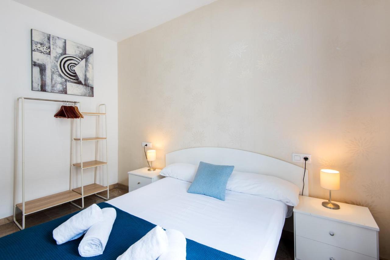 Center 2bed 2b Aircon Wif And Parking Free *