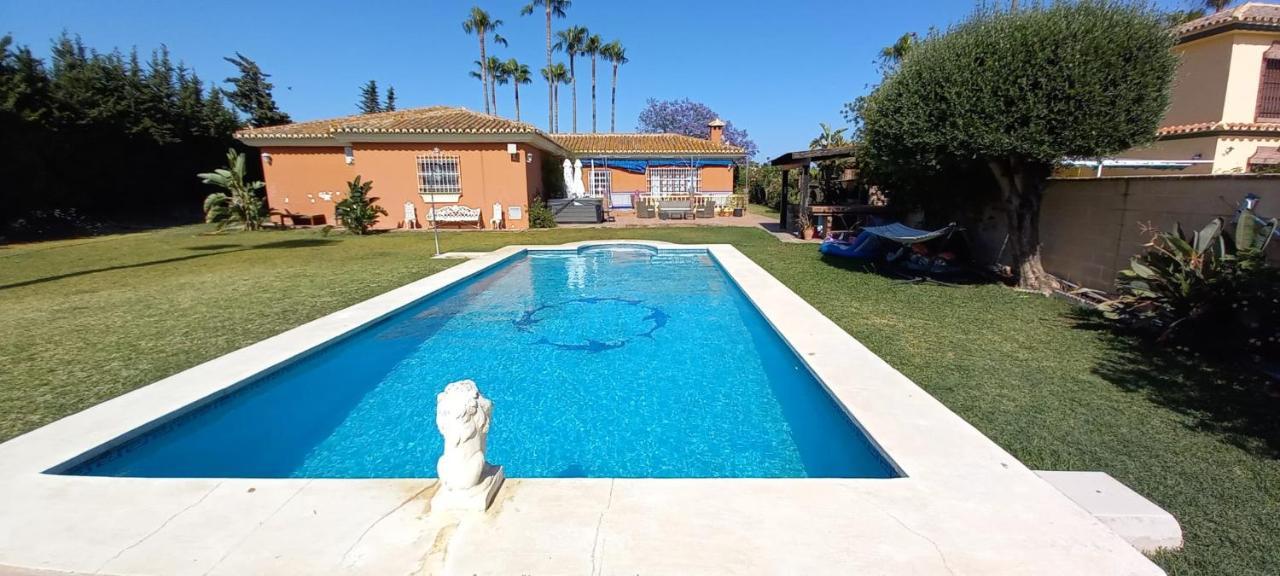 Alicia Y Los Quecos Sol Y Golf Holiday home