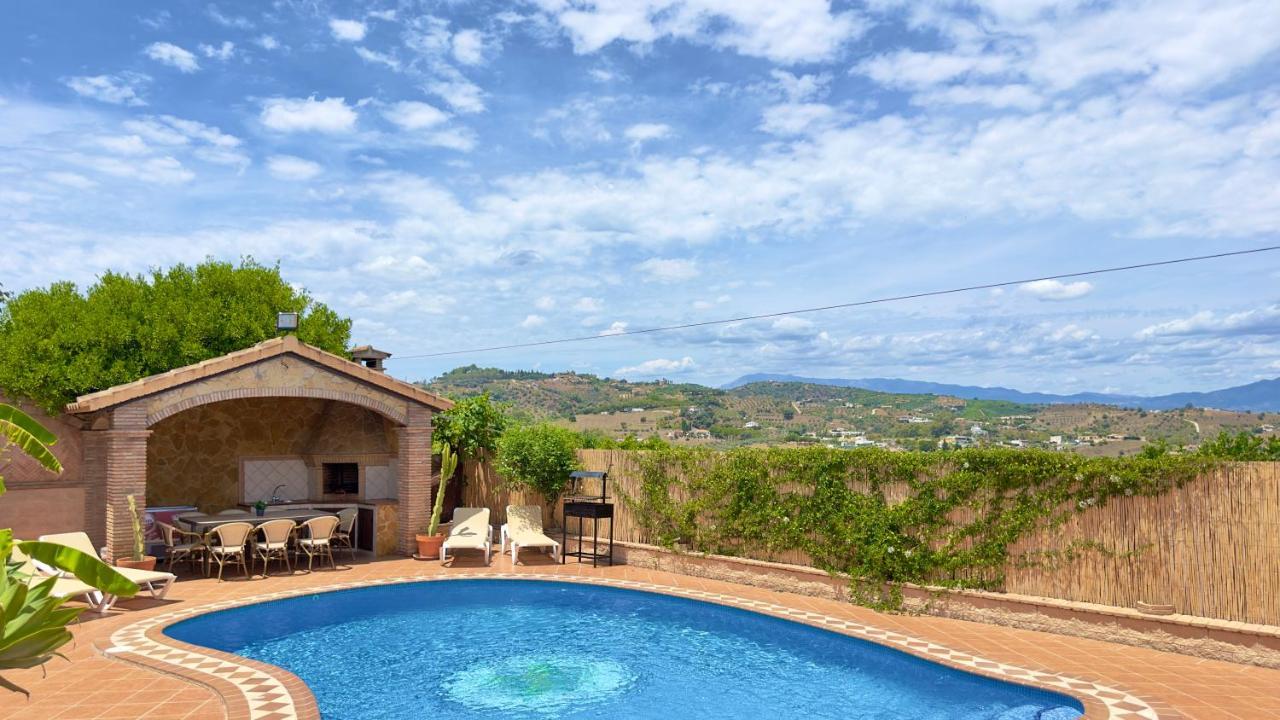 Vakantiehuis El Parral - Piscina Y Sala De Cine Málaga