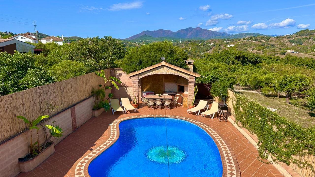 Vakantiehuis El Parral - Piscina Y Sala De Cine