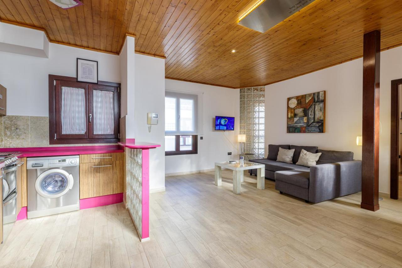 Autor By Caleta Homes * Málaga