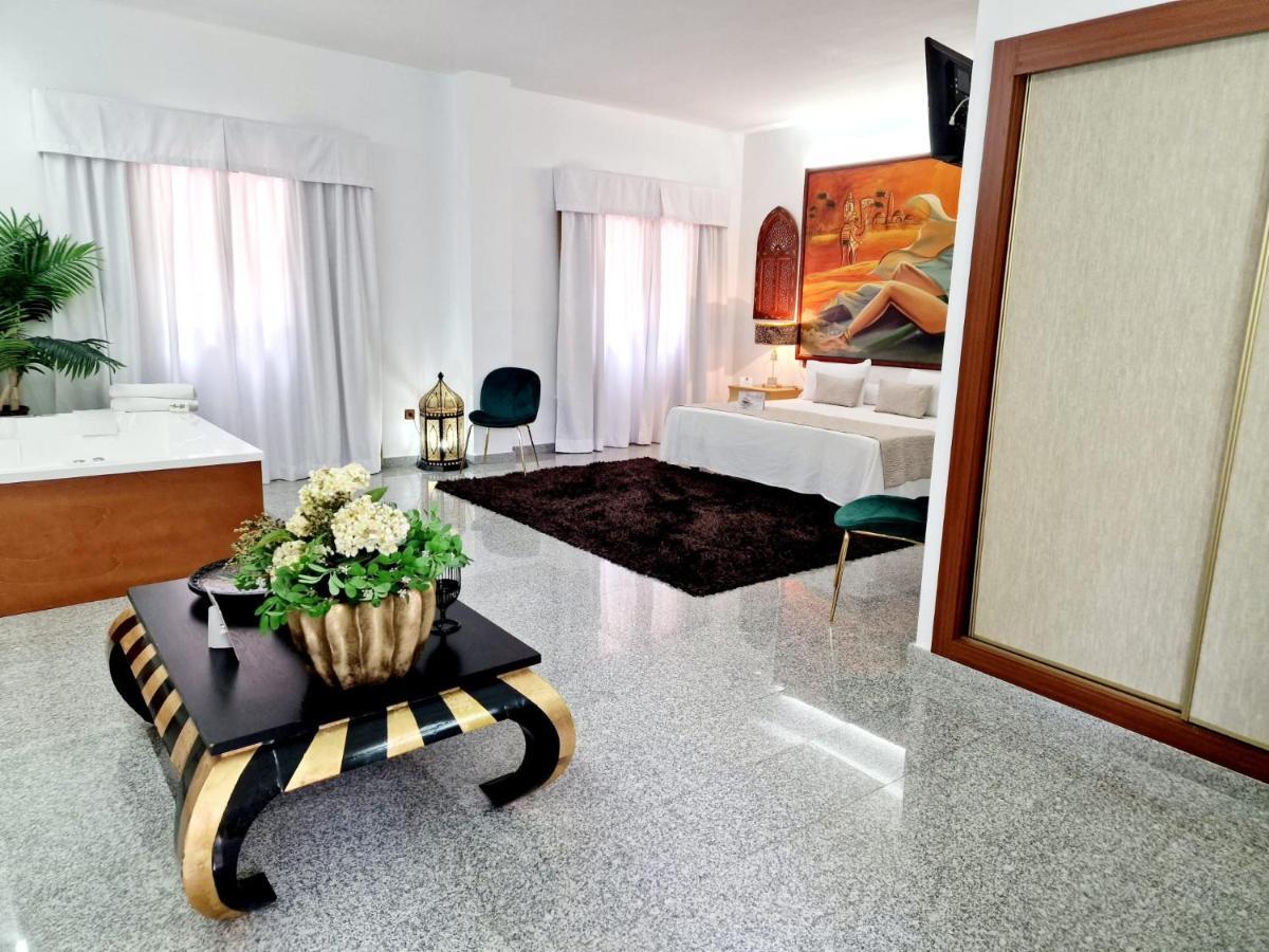Hotel Plaza Del Castillo Malaga