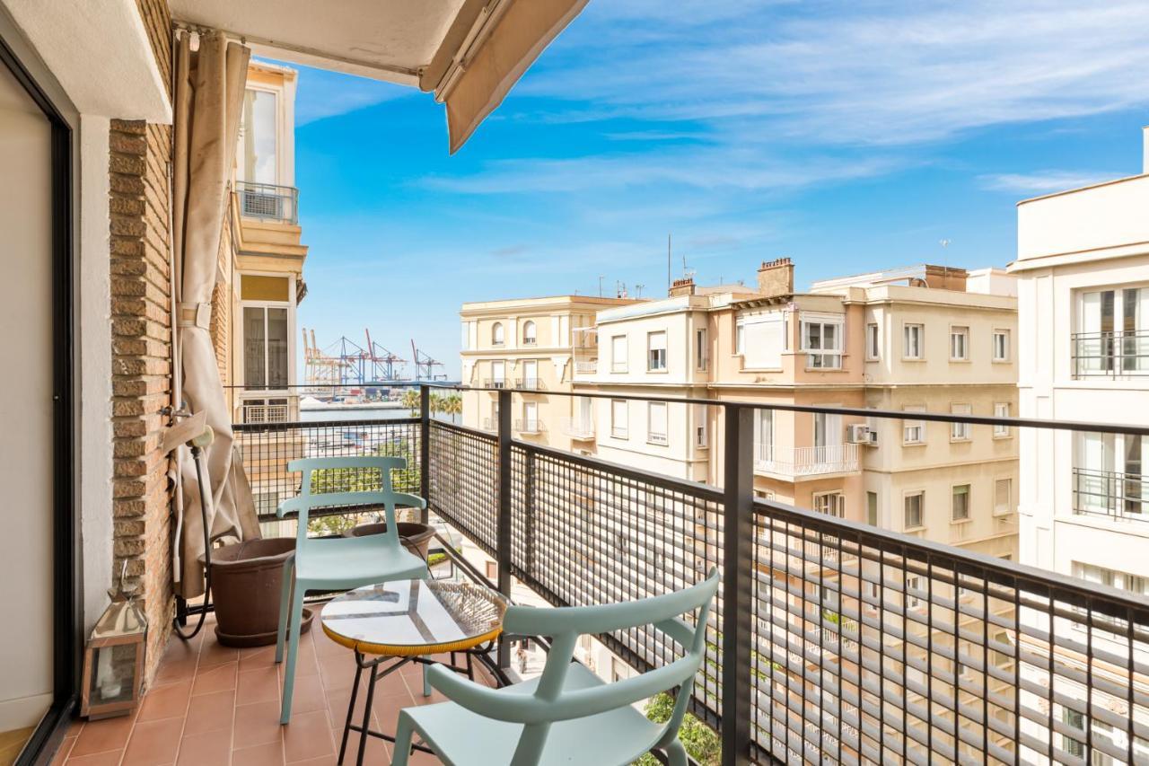 Soho 2 Bedrooms Next To The Apartment *