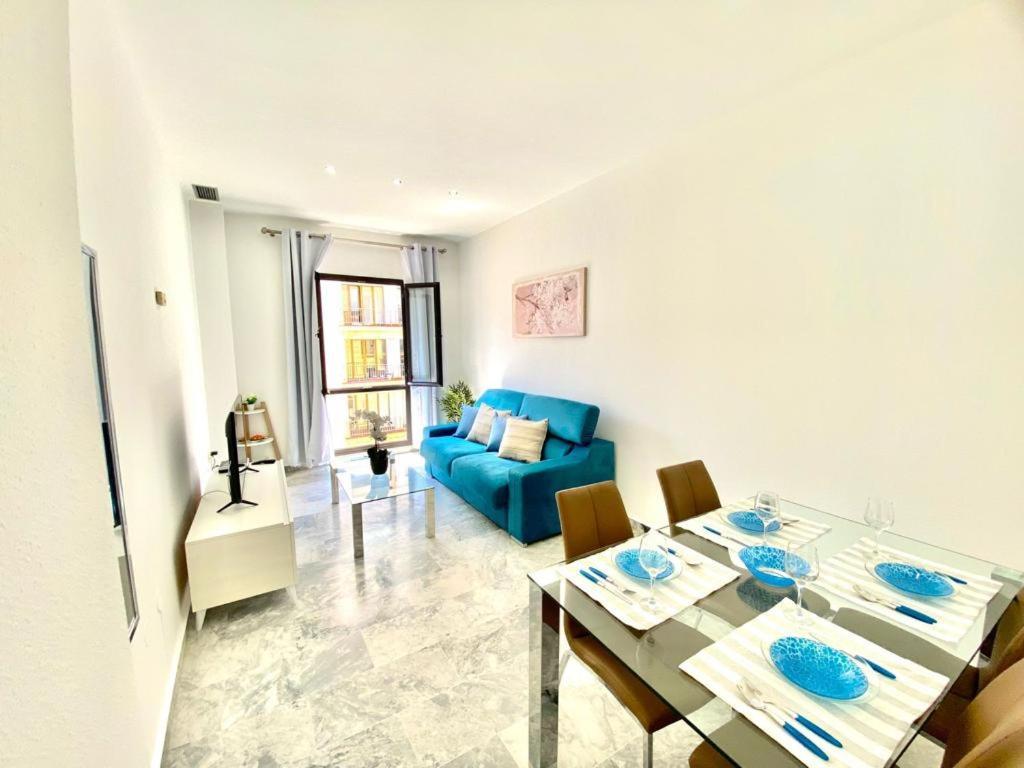 Alameda Center Apartment