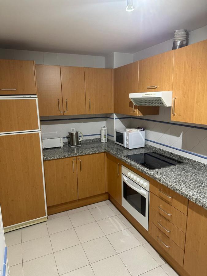 Apartment Luxurious 2 Bedroom 2 Bathroom Near *