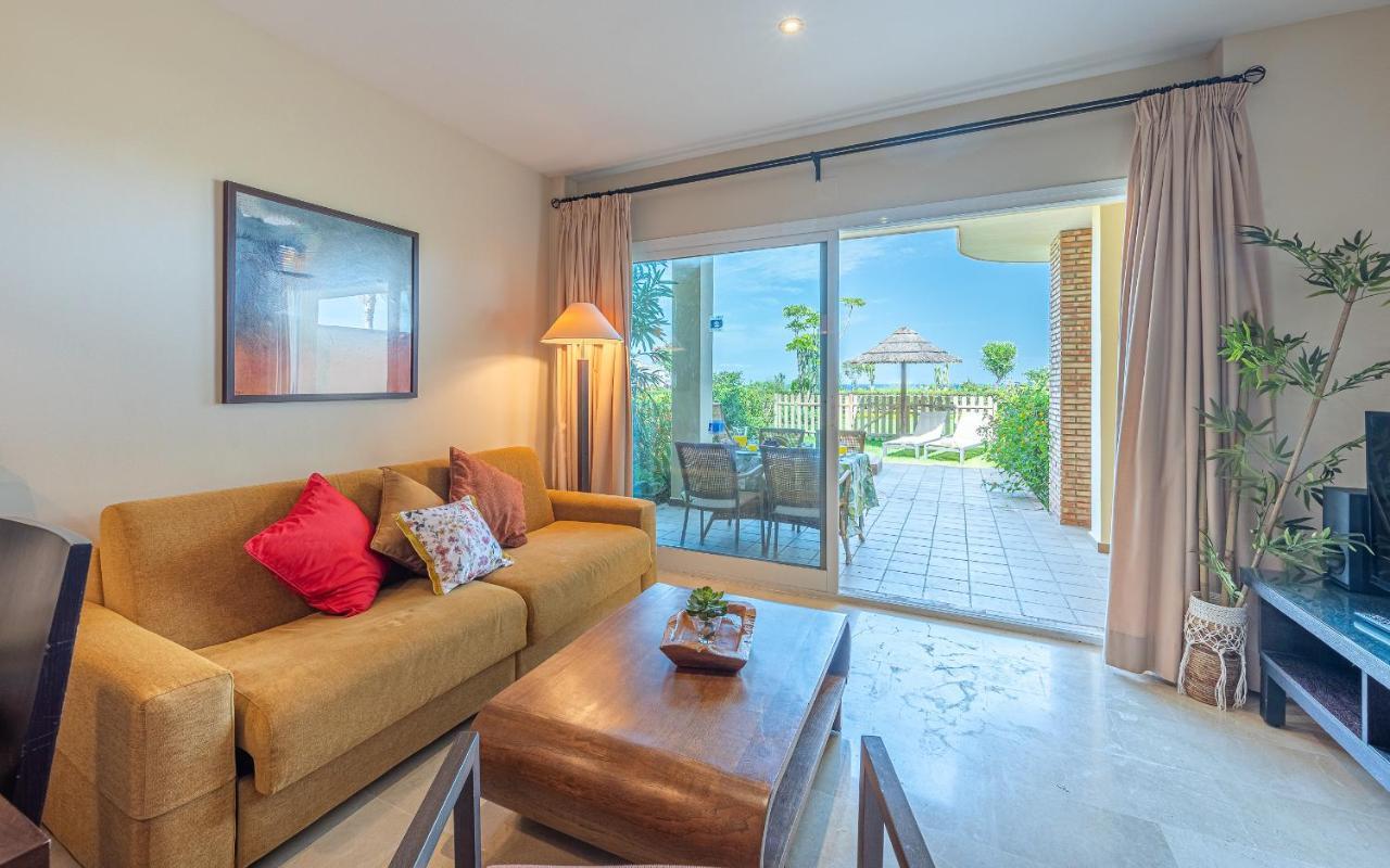 Mijas Costa, Near To Beach, Wyndham Apartment *