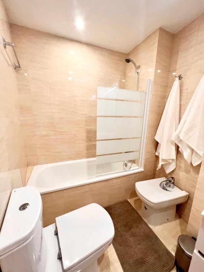 Homely Av Rosaleda Centro Historico Apartment