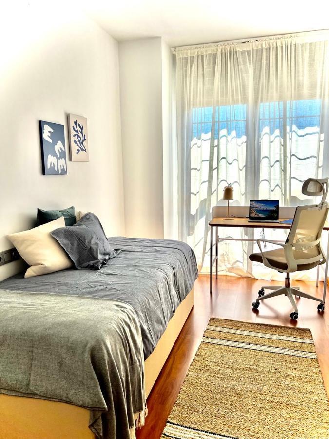 Homely Av Rosaleda Centro Historico Apartment *