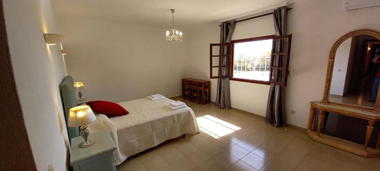Alicia Y Los Quecos Sol Y Golf Holiday home Malaga