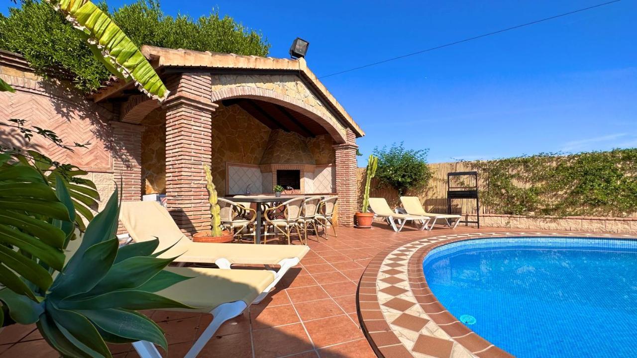 Vakantiehuis El Parral - Piscina Y Sala De Cine Málaga