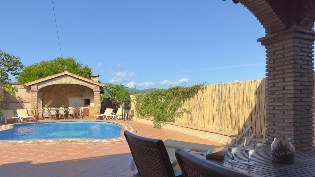 El Parral - Piscina Y Sala De Cine Ferienhaus *