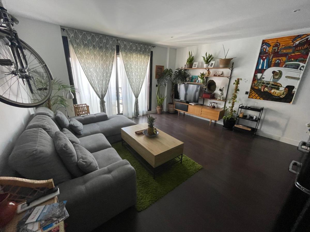 Charming With Private Terrace,heart Of Apartment Málaga