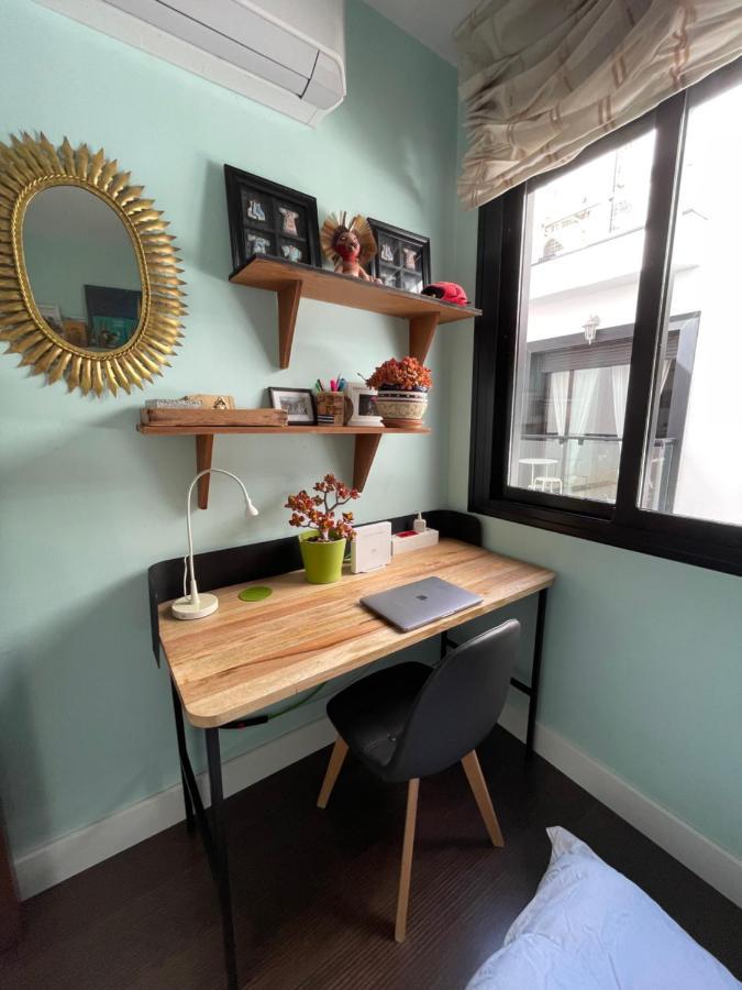 Apartment Charming With Private Terrace,heart Of Málaga