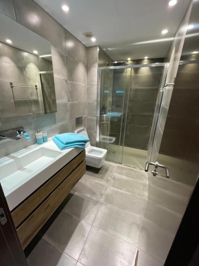 Charming With Private Terrace,heart Of Apartment