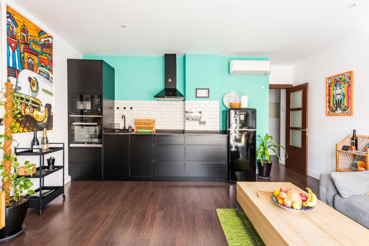 Charming With Private Terrace,heart Of Apartment Málaga
