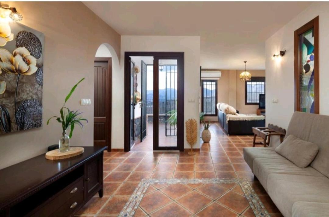 Villa Casa La Vina De La Tireta Malaga