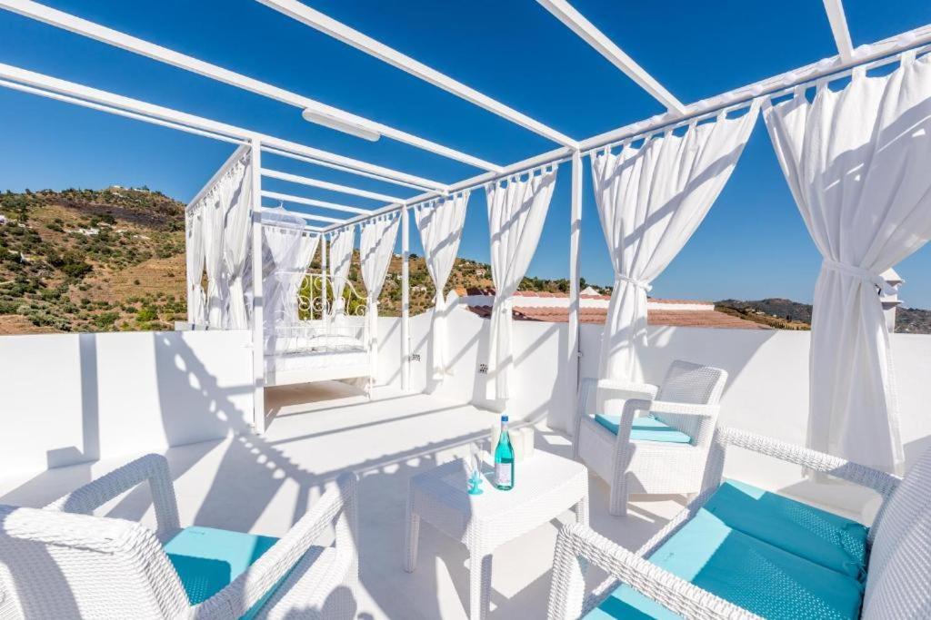 Holiday home Felicidad Sayalonga Rural *
