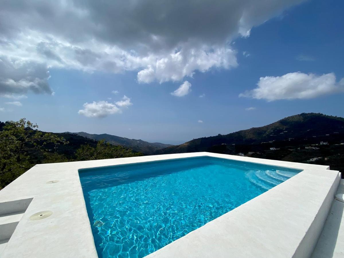 Felicidad Sayalonga Rural Holiday home