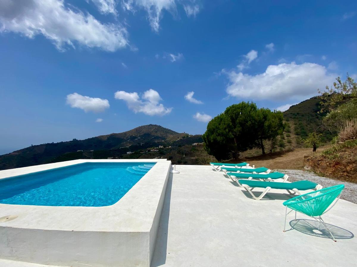 Felicidad Sayalonga Rural Holiday home *