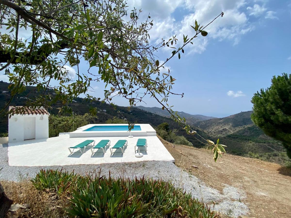 Felicidad Sayalonga Rural Holiday home