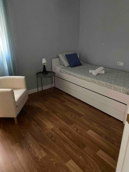 Front Apartment Malaga