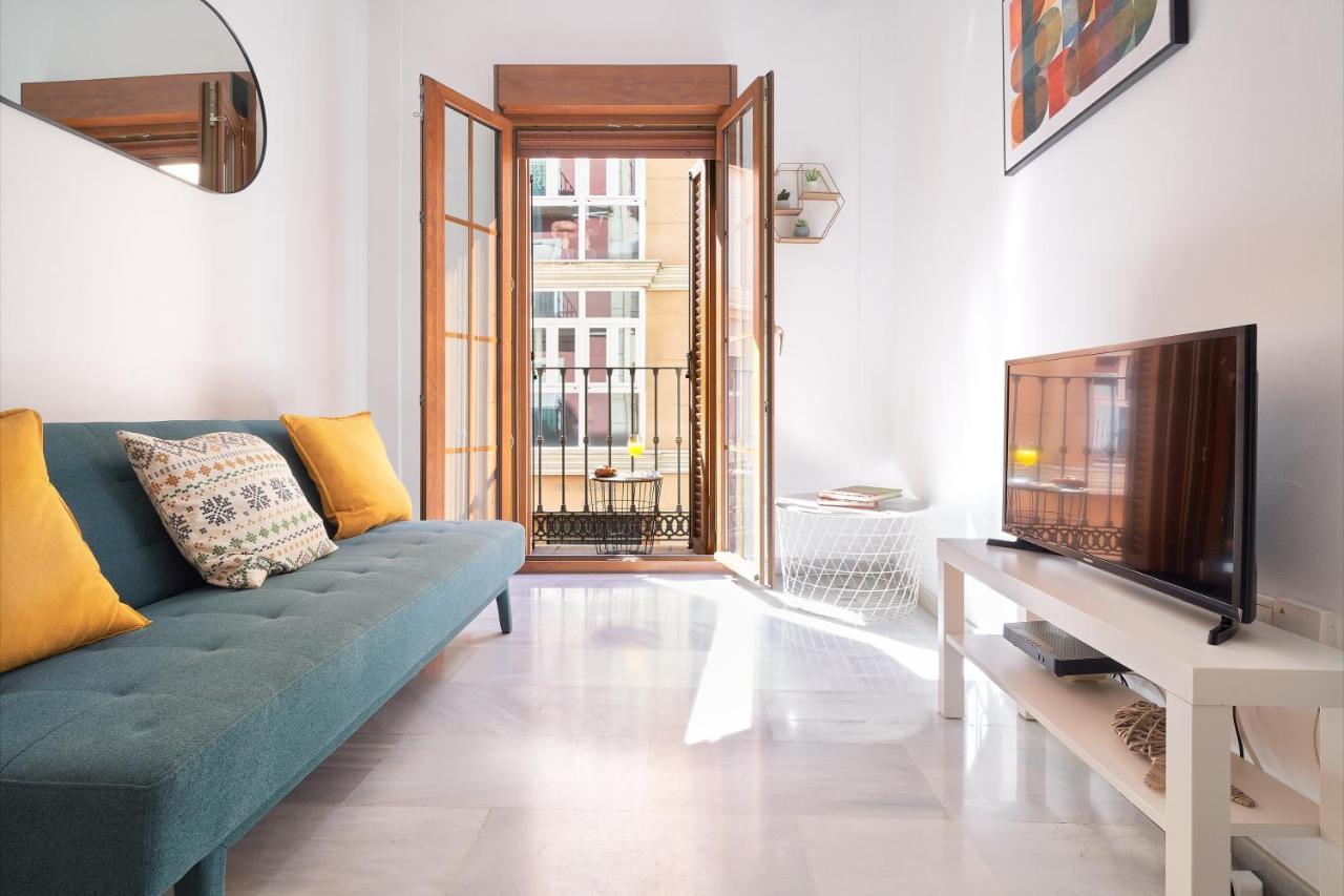 Apartamento En El Centro, Tranquilo Y Luminoso