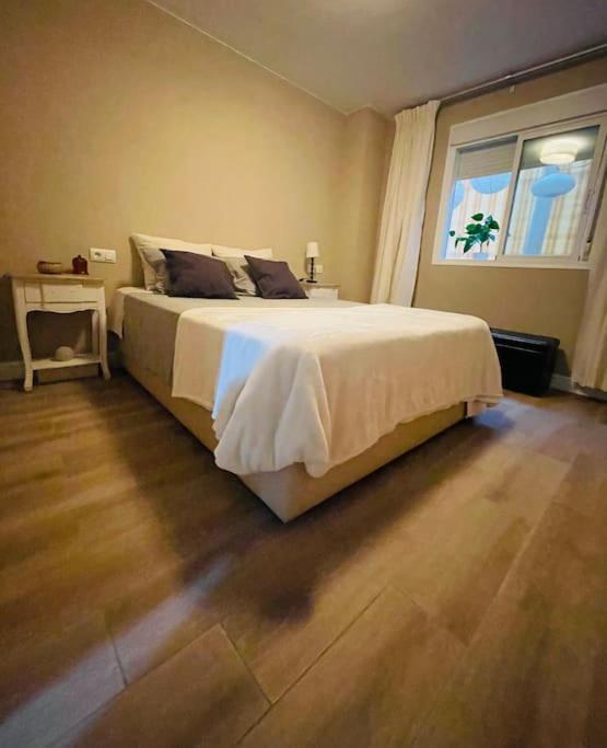 Apartamento Torre Atalaya-teatinos Capital Apartment *