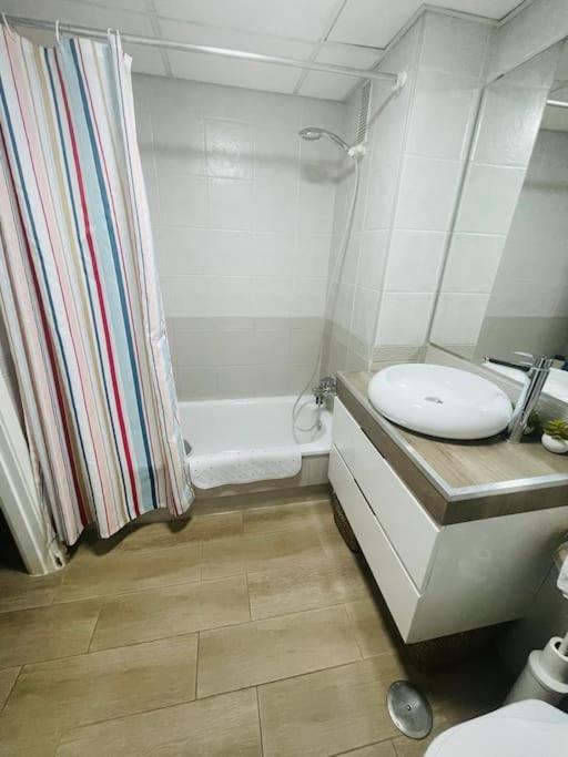 Apartamento Torre Atalaya-teatinos Capital *