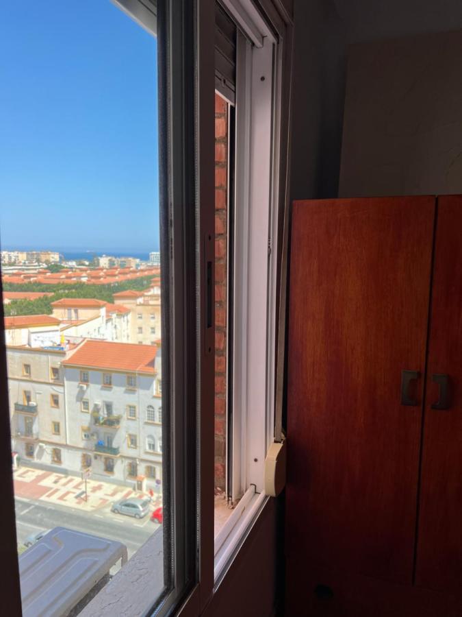 Apartment 3 Bedrooms With The Sea View *
