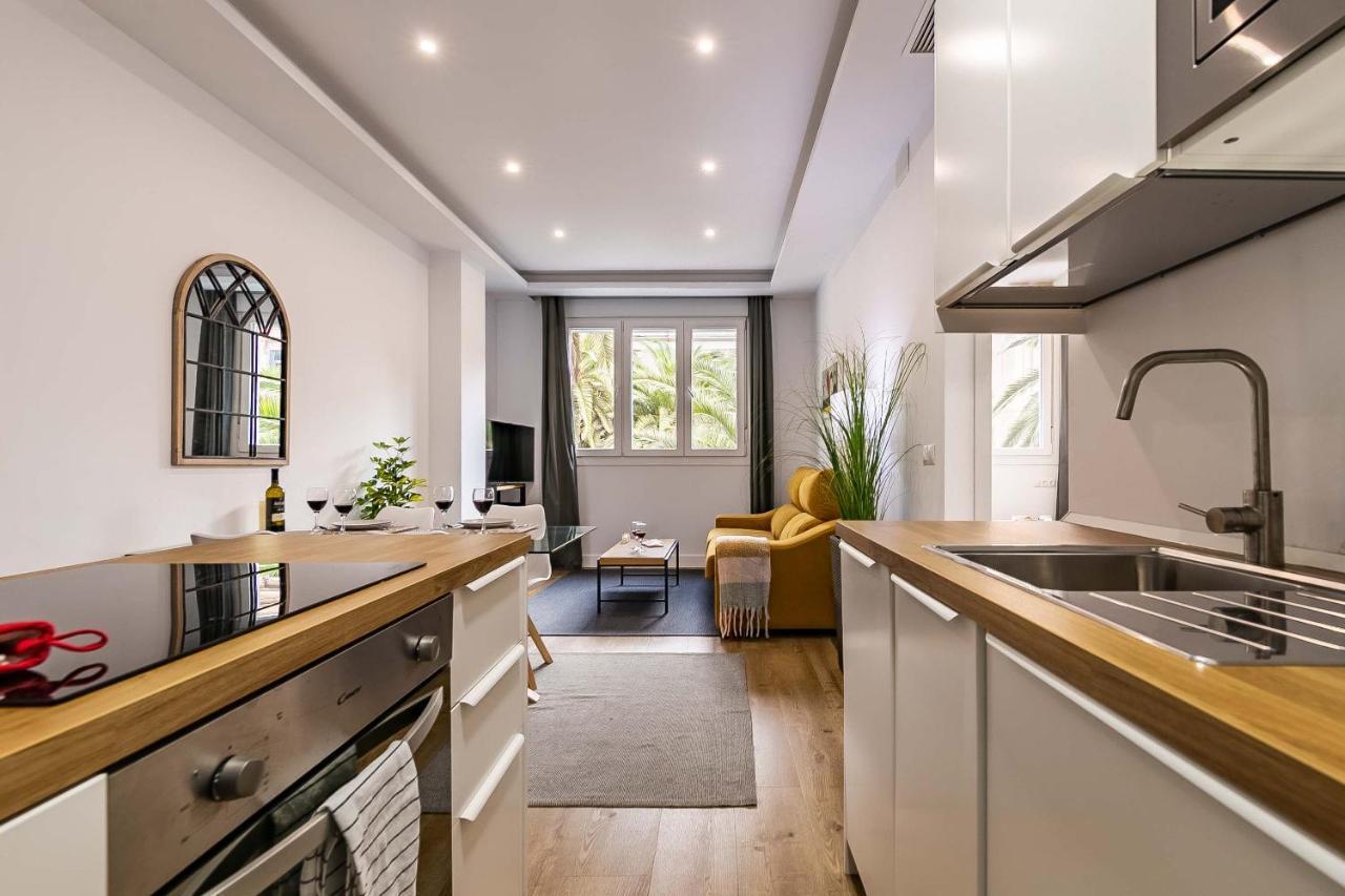 Soho Deluxe Center Apartment