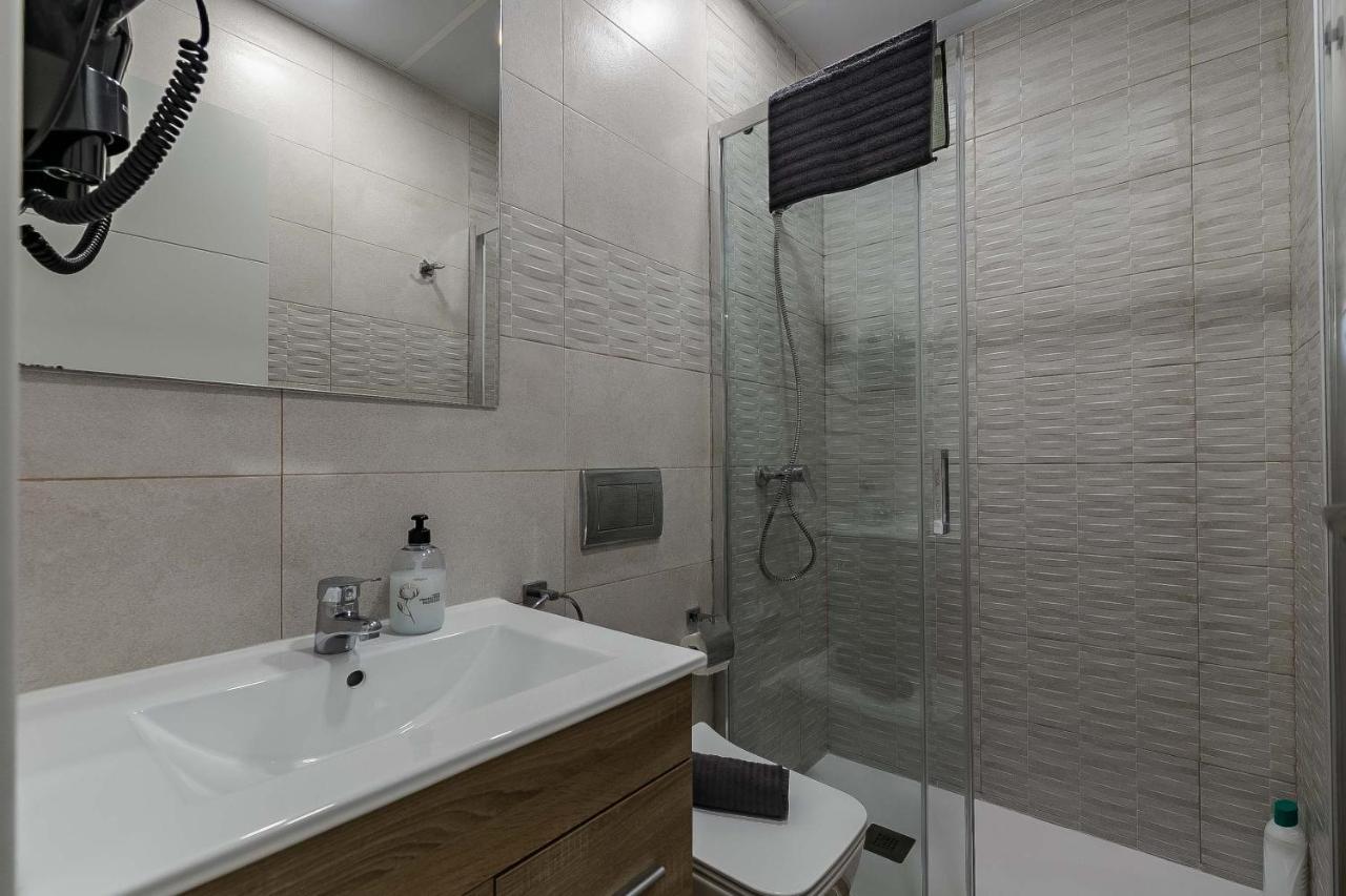 Soho Deluxe Center Apartment *