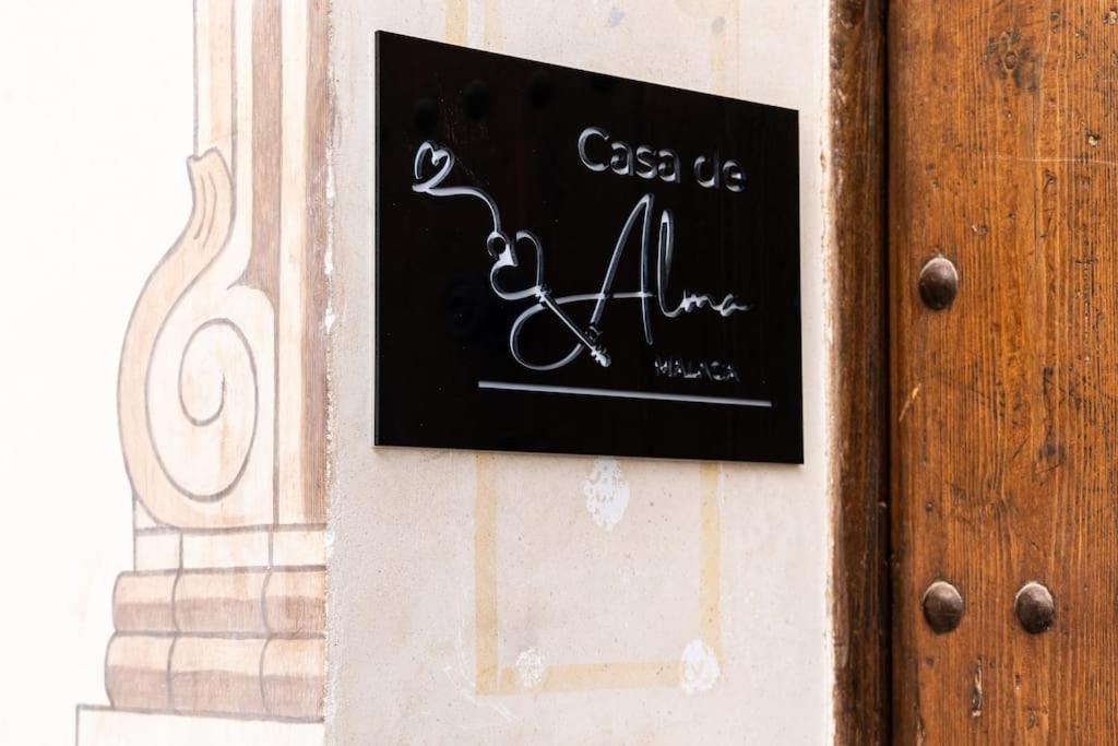 5. Casa De Alma. In Historic House Apartamento Málaga